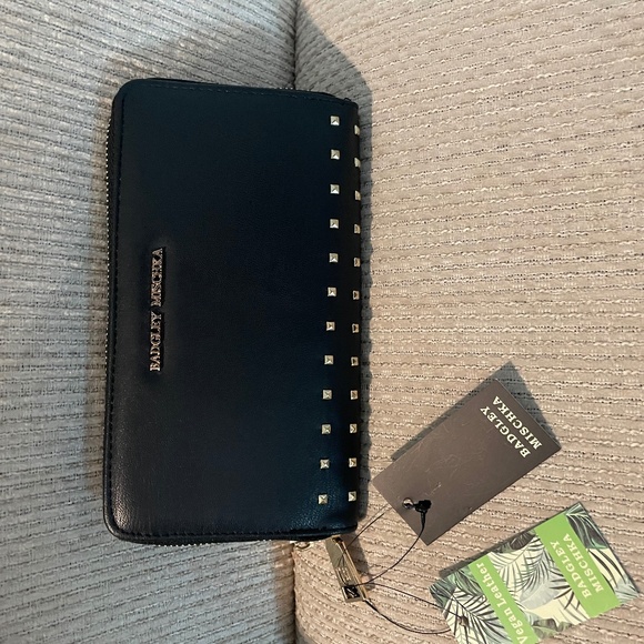 Badgley Mischka Long Wallet - Picture 7 of 11